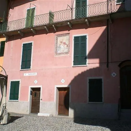 Sleeps 4 Pool Lägenhet Mezzegra